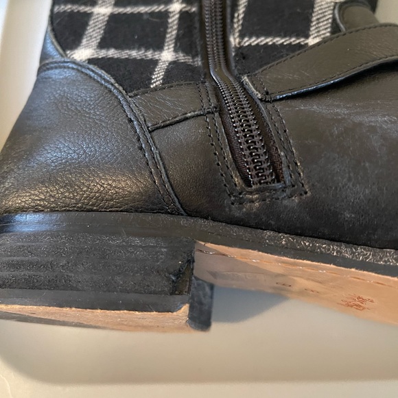 Coach plaid leather boot - Picture 5 of 11